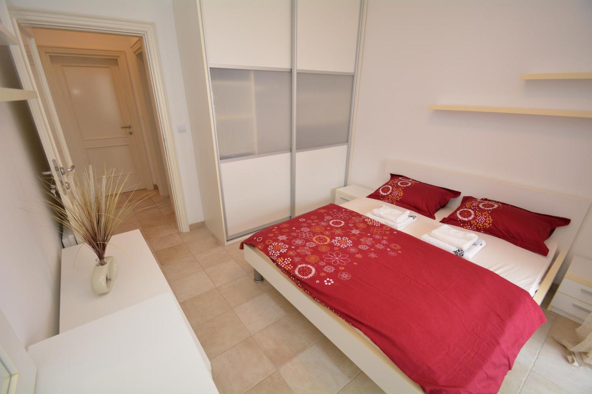Muo Apartments Котор Екстериор снимка