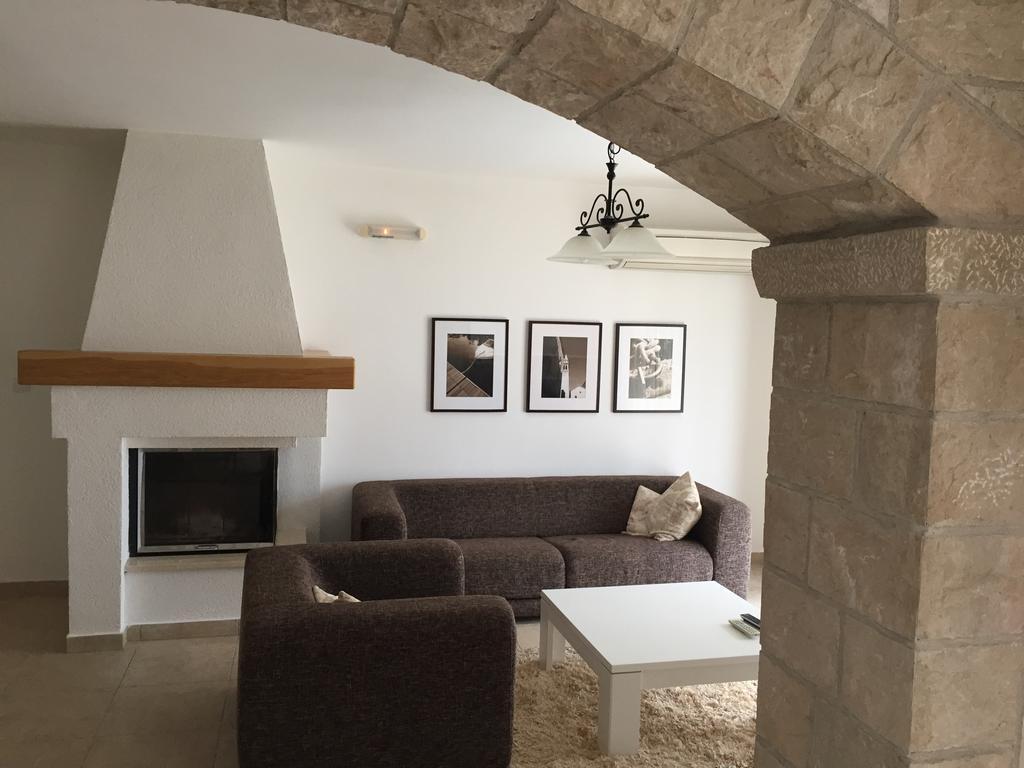 Muo Apartments Котор Екстериор снимка